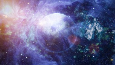 Güzel bulutsu, yıldızlar ve galaksiler. Nasa tarafından döşenmiş bu görüntü unsurları.