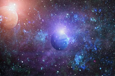 Nebula ve galaksiler uzayda. Bu görüntünün elementleri NASA tarafından desteklenmektedir.