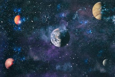 Uzaydaki gezegenler, yıldızlar ve galaksiler uzay keşiflerinin güzelliğini gösteriyor. NASA tarafından döşenmiş elementler