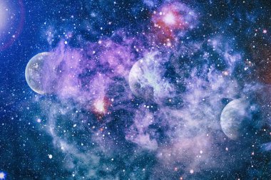 Uzaydaki gezegenler, yıldızlar ve galaksiler uzay keşiflerinin güzelliğini gösteriyor. NASA tarafından döşenmiş elementler