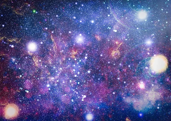 Güzel bulutsu, yıldızlar ve galaksiler. Nasa tarafından döşenmiş bu görüntü unsurları.