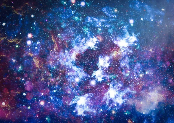 Güzel bulutsu, yıldızlar ve galaksiler. Nasa tarafından döşenmiş bu görüntü unsurları.