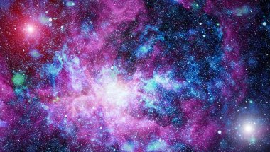 Derin uzay sanatı. Galaksiler, bulutsular ve evrendeki yıldızlar. Bu görüntünün elementleri NASA tarafından desteklenmektedir
