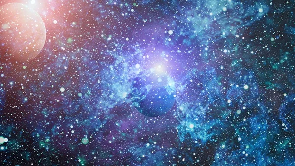Uzaydaki gezegenler, yıldızlar ve galaksiler uzay keşiflerinin güzelliğini gösteriyor. NASA tarafından döşenmiş elementler