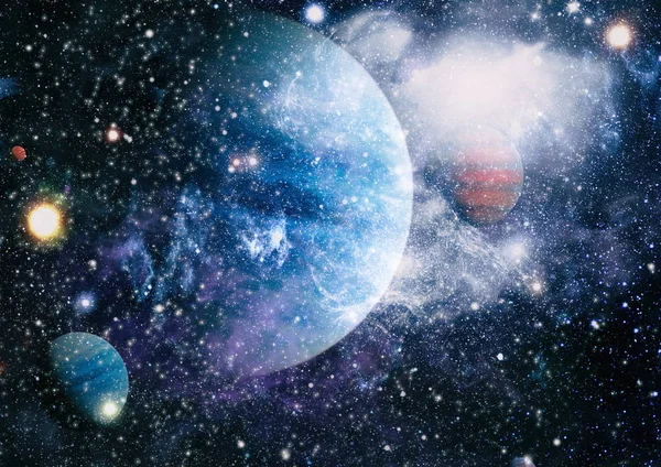 Patlama süpernovası. Parlak Yıldız Nebulası. Uzak galaksi. Soyut görüntü. Bu görüntünün elementleri NASA tarafından desteklenmektedir.