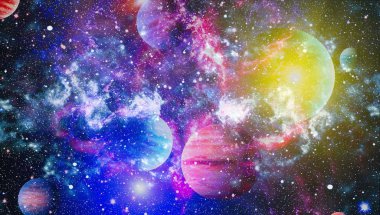 Nebula ve galaksiler uzayda. Bu görüntünün elementleri NASA tarafından desteklenmektedir.