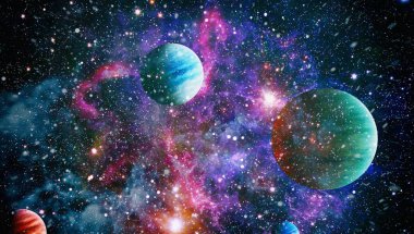 Uzaydaki gezegenler, yıldızlar ve galaksiler uzay keşiflerinin güzelliğini gösteriyor. NASA tarafından döşenmiş elementler