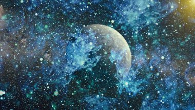 Nebula ve galaksiler uzayda. Bu görüntünün elementleri NASA tarafından desteklenmektedir.