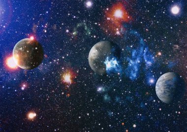 Nebula ve galaksiler uzayda. Bu görüntünün elementleri NASA tarafından desteklenmektedir.