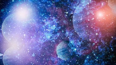 Nebula ve galaksiler uzayda. Bu görüntünün elementleri NASA tarafından desteklenmektedir.