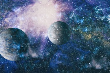 Uzayda ateşli bir patlama. Evrenin soyut çizimi. Bu görüntünün elementleri NASA tarafından desteklenmektedir