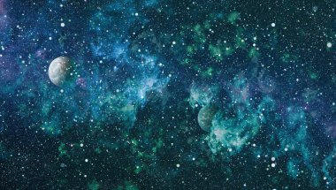 Uzayda ateşli bir patlama. Evrenin soyut çizimi. Bu görüntünün elementleri NASA tarafından desteklenmektedir