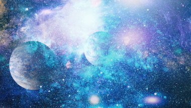 Uzayda ateşli bir patlama. Evrenin soyut çizimi. Bu görüntünün elementleri NASA tarafından desteklenmektedir