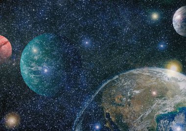 Uzayda ateşli bir patlama. Evrenin soyut çizimi. Bu görüntünün elementleri NASA tarafından desteklenmektedir