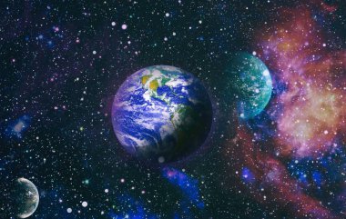 Galaksideki Dünya gezegeni bilim tasarımı için kullanılıyor. Dünya ve galaksiler uzayda. Bilim kurgu sanatı. Bu görüntünün elementleri Nasa tarafından döşenmiştir.