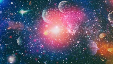 Uzaydaki gezegenler, yıldızlar ve galaksiler uzay keşiflerinin güzelliğini gösteriyor. NASA tarafından döşenmiş elementler