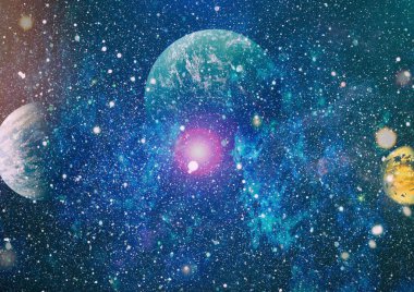 Derin uzay. Yüksek çözünürlüklü bilim kurgu fantezisi duvar kağıdı için idealdir. Bu görüntünün elementleri NASA tarafından desteklenmektedir