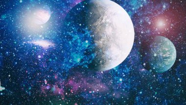 Derin uzay. Yüksek çözünürlüklü bilim kurgu fantezisi duvar kağıdı için idealdir. Bu görüntünün elementleri NASA tarafından desteklenmektedir