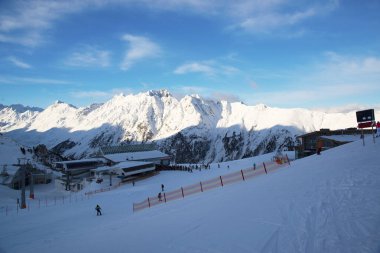 Alpler sabah kış Ischgl - dağ Alpler, Avusturya
