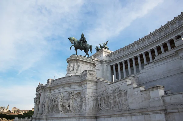 Uitzicht op het Nationaal Monument van Victor Emanuel Ii in Rome. — Stockfoto