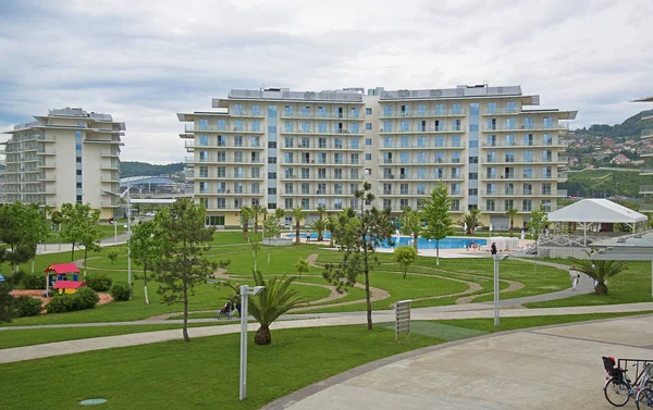 Озил, Россия - 18 мая 2017 года Отель Сочи Парк. Адлер, Краснодар — стоковое фото