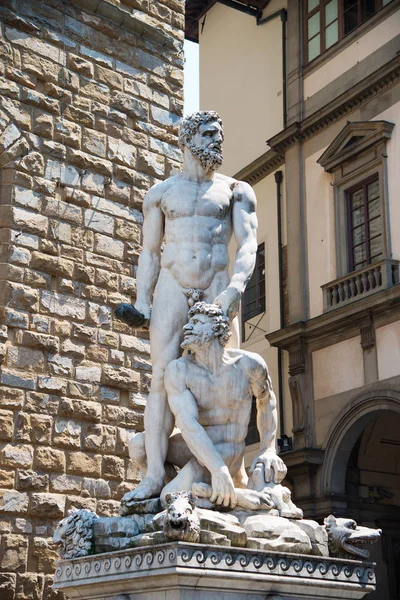 Hercules och caco staty från baccio bandinelli — Stockfoto