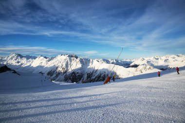 Avusturya 'nın Ischgl kayak merkezinin Panoraması.