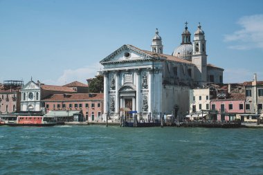 Venedik, İtalya: 20 Haziran 2017: Santa Maria del Rosario Giudecca kanal Dominik bir kilise olduğunu. Ben Gesuati da bilinen bu klasik tarzı bina 1725 yılında başladı ve 1743 kutsanan.