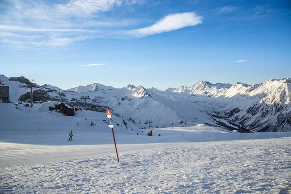 Panorama des österreichischen Skigebiets Ischgl — Stockfoto