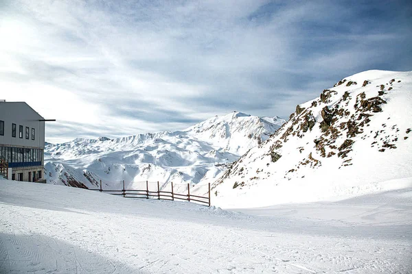Winter in den Alpen, ischgl Österreich. — Stockfoto