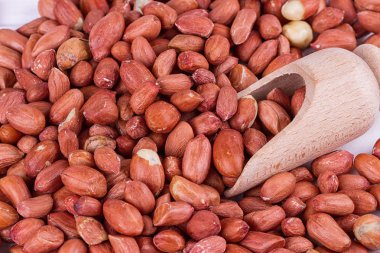 spatula ile kavrulmuş fıstık