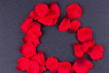 Yapay yaprakları siyah arka plan çerçeve