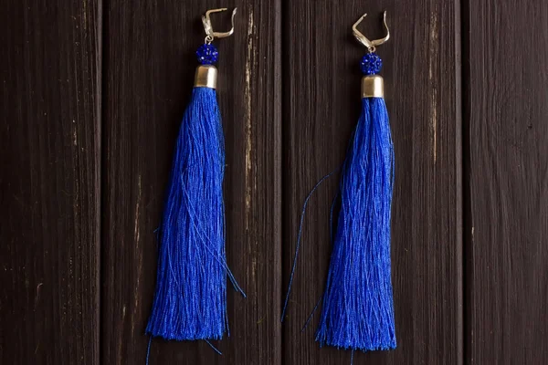 Blue thread earrings — Stock Photo, Image