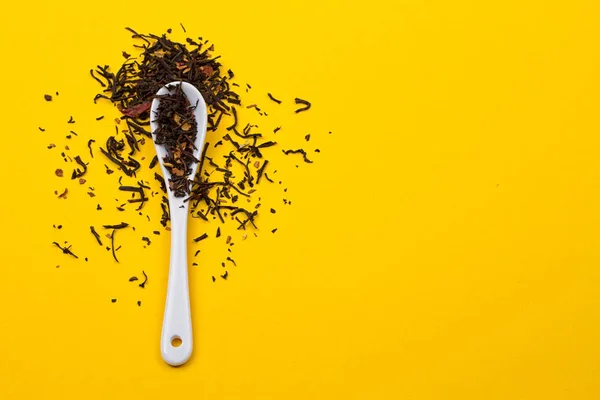 Kompozycja herbata z łyżeczką — Zdjęcie stockowe
