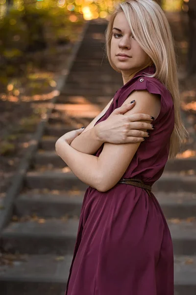 Retrato de menina branca jovem — Fotografia de Stock