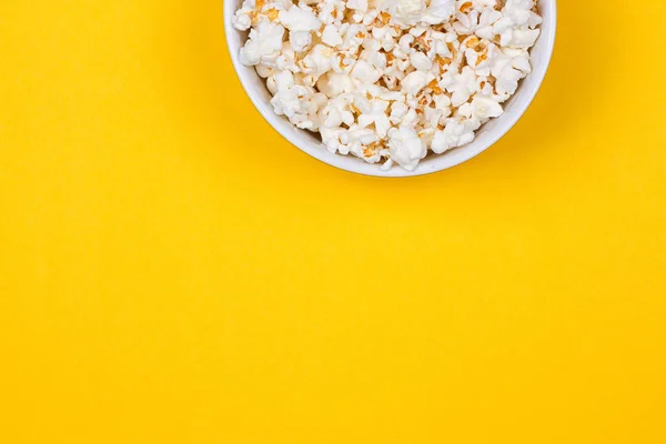 Bowl of Delicious Popcorn — Stock Photo, Image
