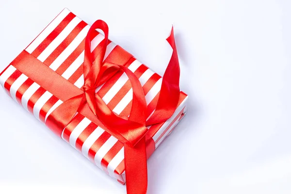 Red gift box with ribbon — Stock Photo, Image