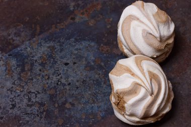 Bir grunge üzerinde kahve zephyr