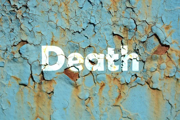 Impressão palavra morte na parede metálica grunge — Fotografia de Stock