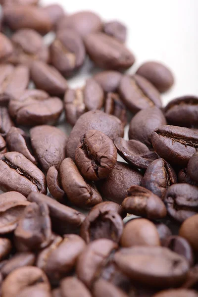 Roasted coffee bean close up. Food background — Stock Photo, Image