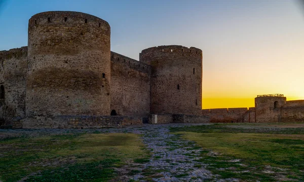 Fajar dekat benteng di Belgorod-Dniester — Stok Foto