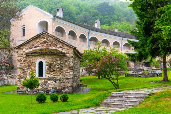 Monasterio ortodoxo Studenica en Rumania —  Fotos de Stock