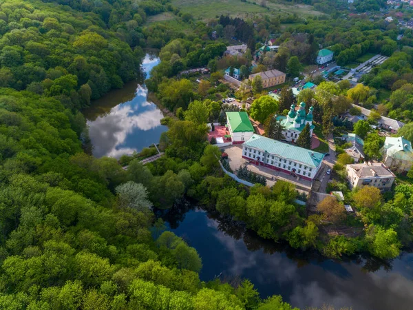 Mosteiro Santíssima Trindade Kitaev Partir Uma Vista Panorâmica Kiev Ucrânia — Fotografia de Stock