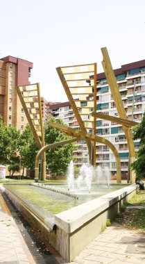 Kaynak kazık ve süs Nou Barris yapılarda