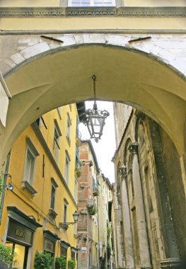 Cadde de Lucca
