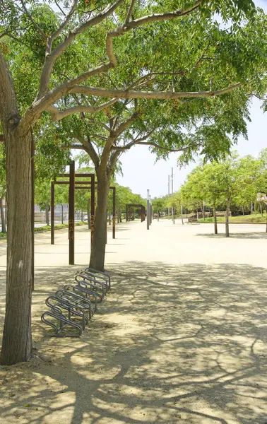 Parque urbano em Castelldefels, Barcelona — Fotografia de Stock