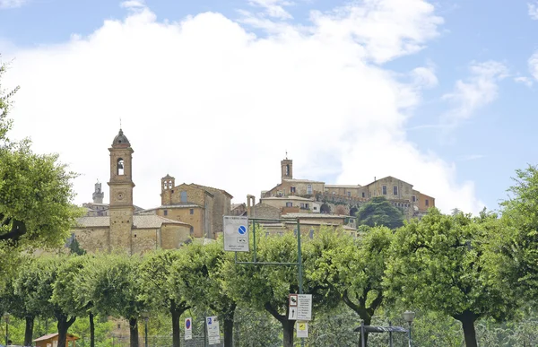 Utsikt över montepulciano i Toscana, Italien — Stockfoto