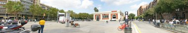 San Andres Barselona'da Arenal istasyonu; 14:20 p.m.; 18 Mayıs 2016; Catalunya, İspanya