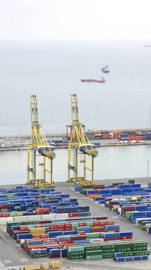 Barselona endüstriyel limanı