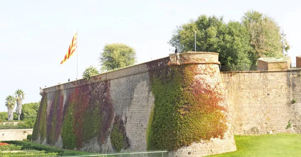 Castelo e jardins de Montjuic — Fotografia de Stock